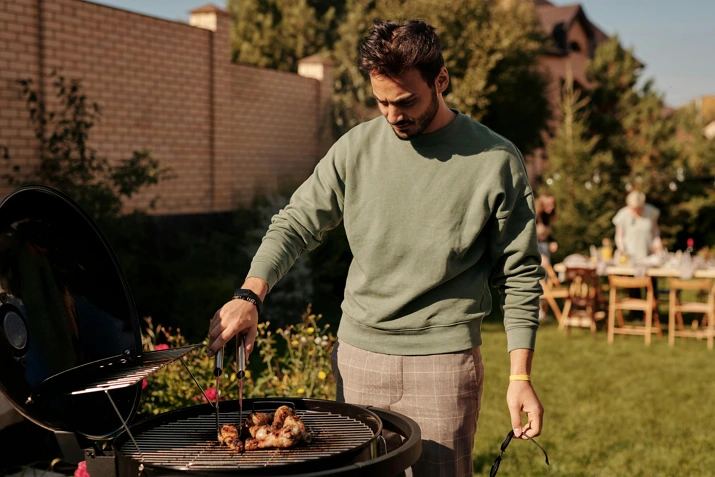 Barbecue au charbon de bois